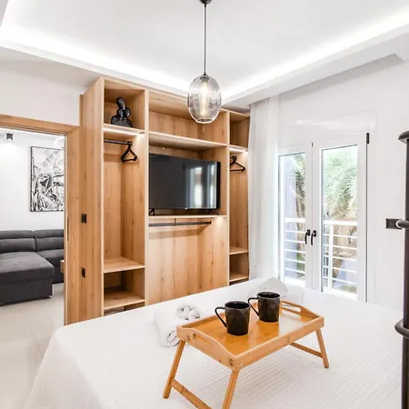 New Luxury Apartment Near Center With Garden View Bendevis Exterior photo