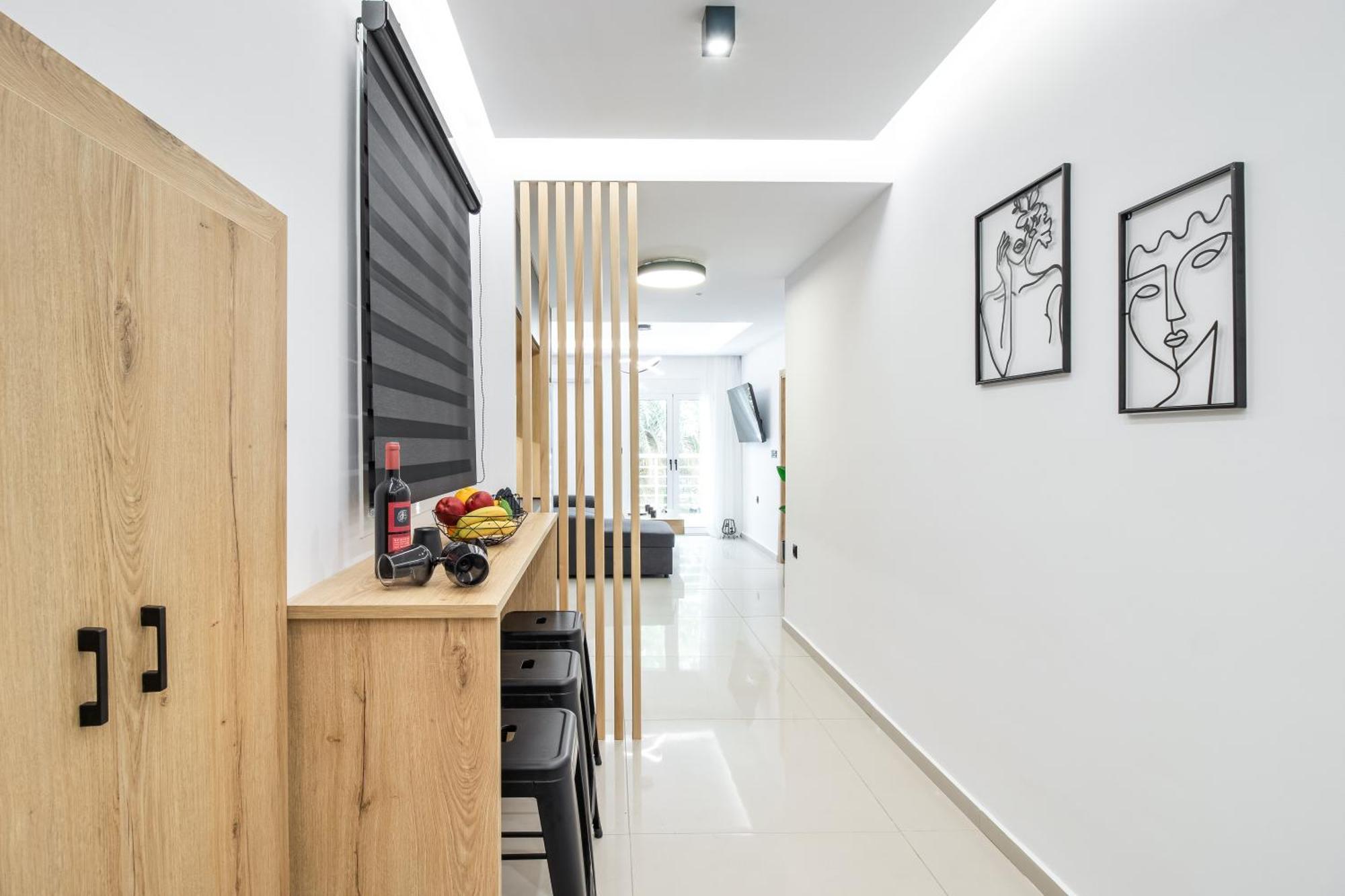 New Luxury Near Center With Garden View Bendevis