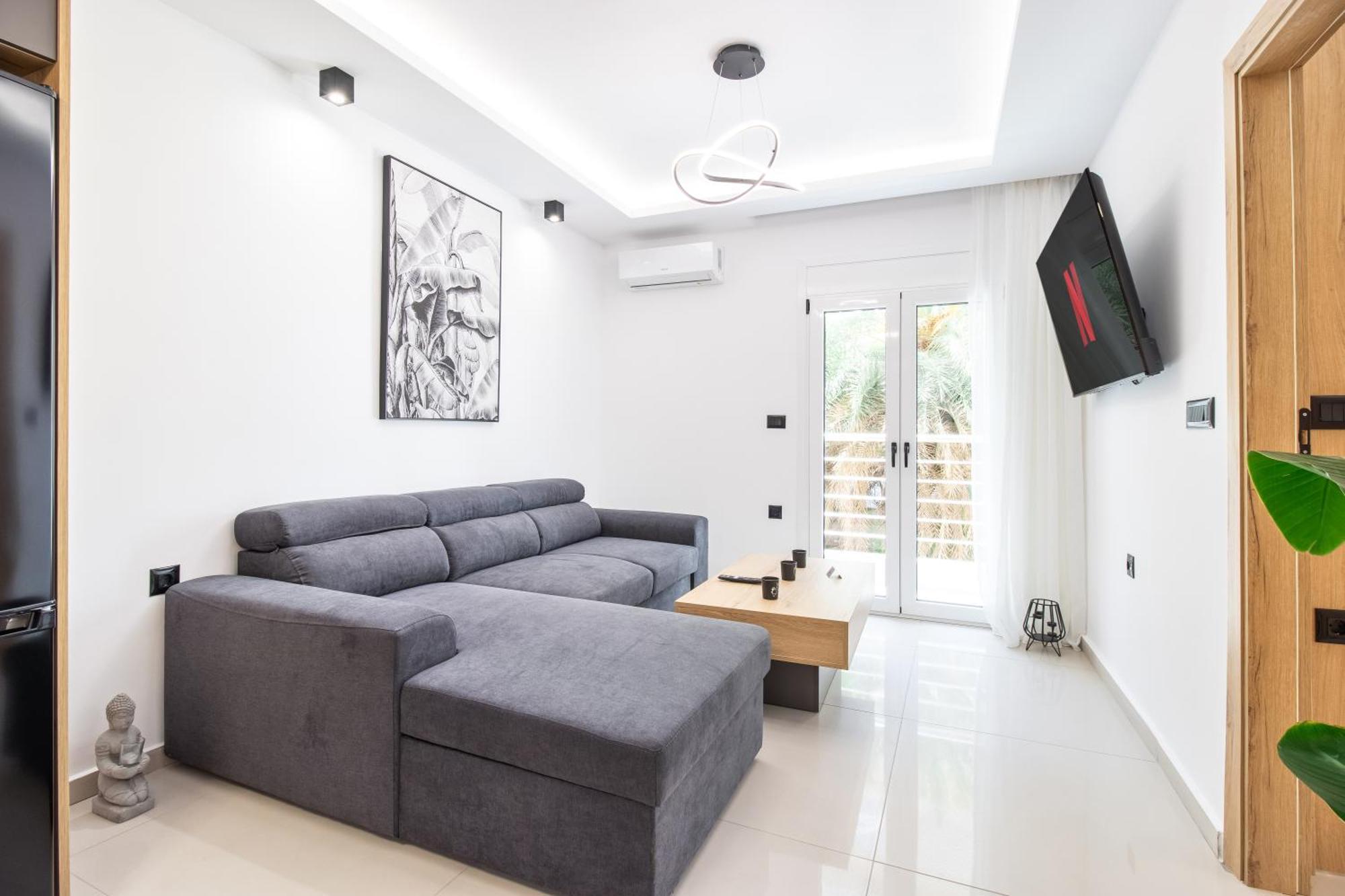 Apartment New Luxury Near Center With Garden View *