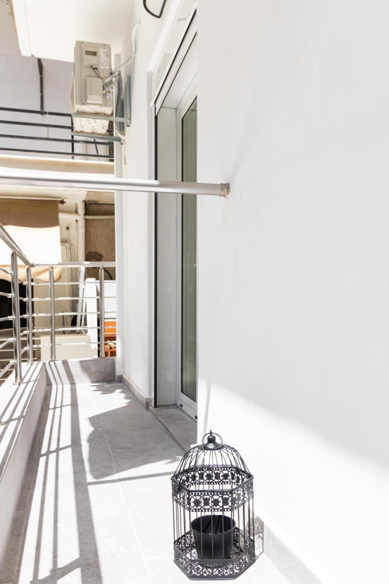 Apartment New Luxury Near Center With Garden View
