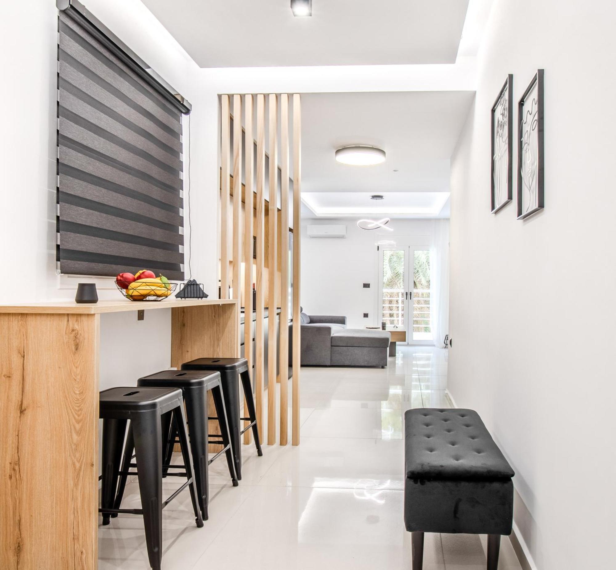 New Luxury Near Center With Garden View Apartment Bendevis